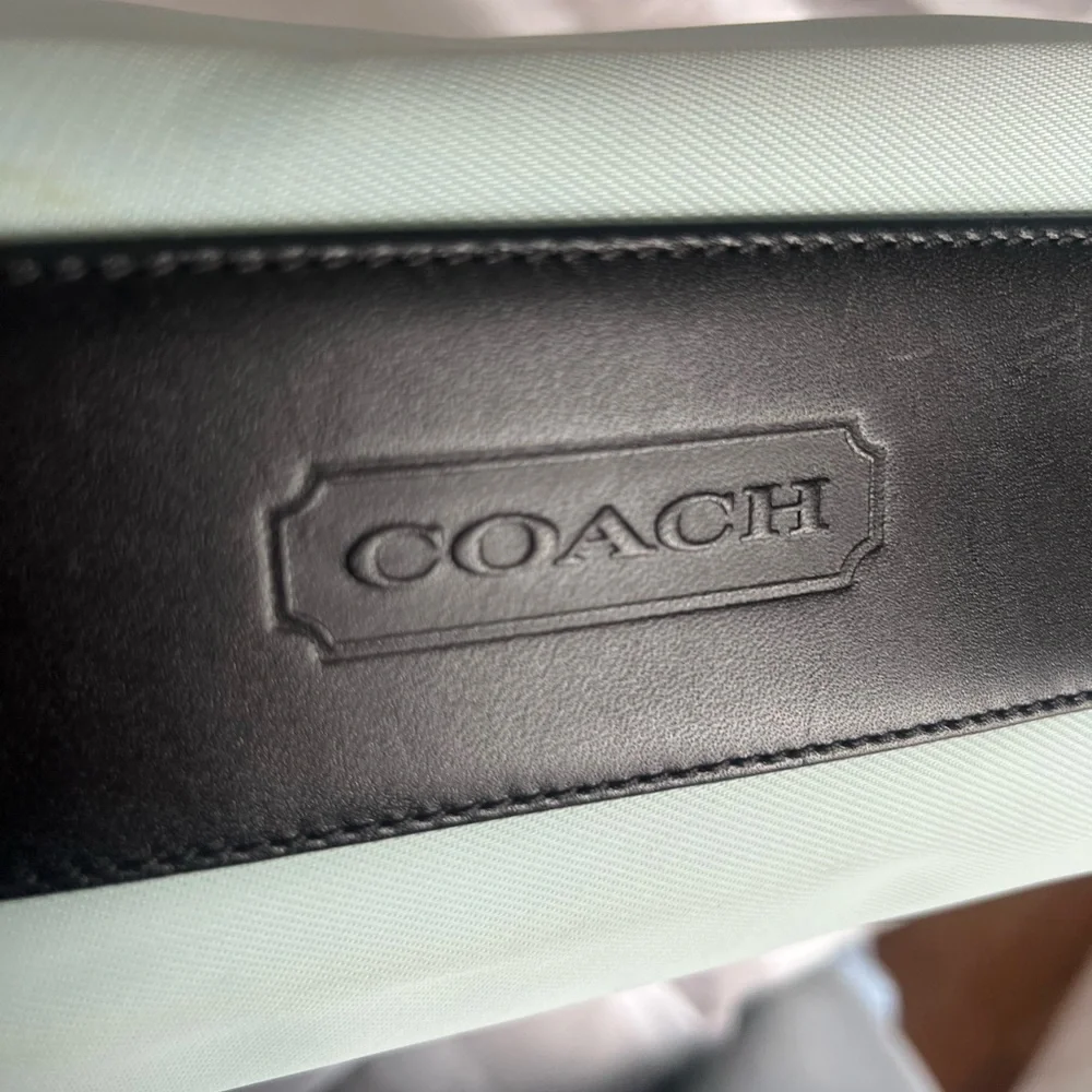 Coach Shoulder Bag - Picture 3 of 7